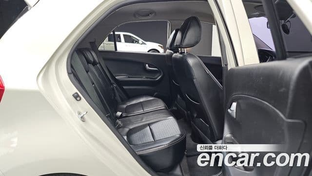 Kia The / новый New Morning Luxury, 2016 11