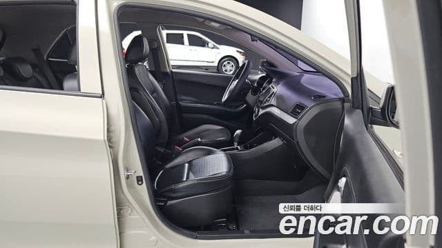 Kia The / новый New Morning Luxury, 2016 12