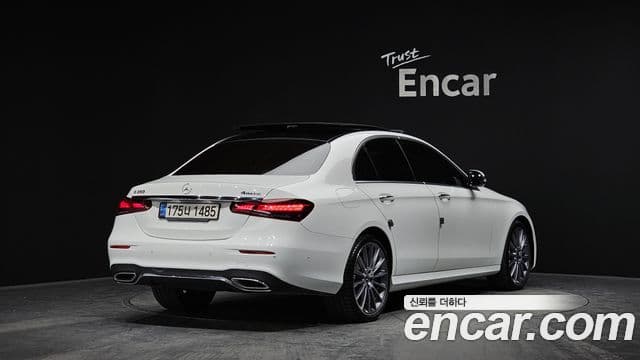 Mercedes-Benz E-класс W213 AMG Line, 2021 2