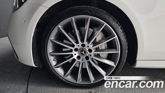 Mercedes-Benz E-класс W213 AMG Line, 2021 все фото