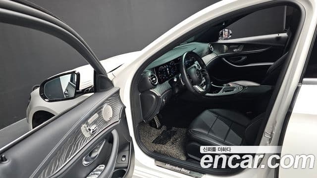 Mercedes-Benz E-класс W213 AMG Line, 2021 10