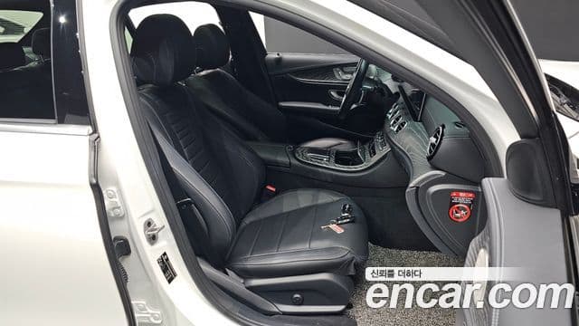 Mercedes-Benz E-класс W213 AMG Line, 2021 12