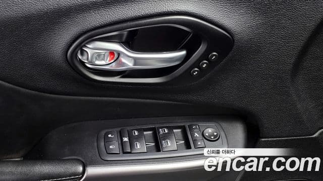 Jeep Cherokee(KL) 2.4 Limited AWD, 2021 18