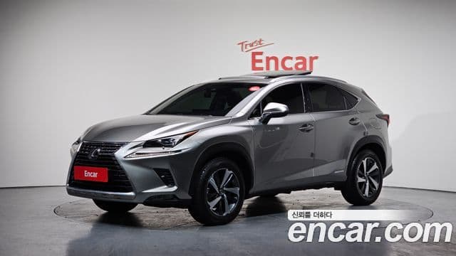 Lexus NX300h Supreme, 2019 1