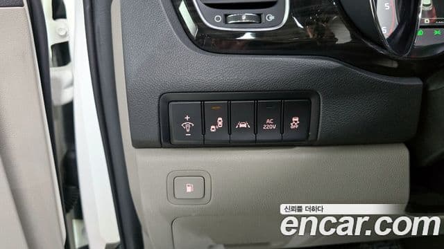 Kia The / новый New Carnival Special, 2019 13