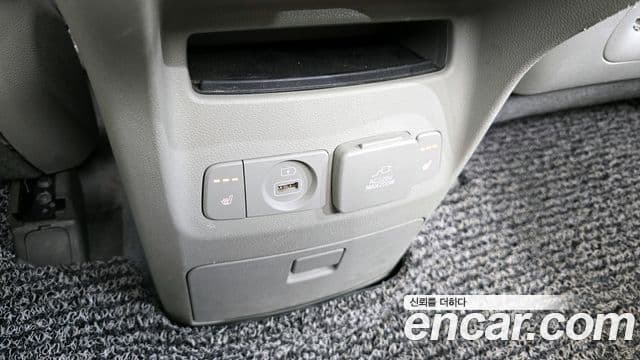 Kia The / новый New Carnival Special, 2019 18