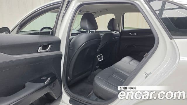 Kia The / новый New K5 3세대 Trendy, 2024 18