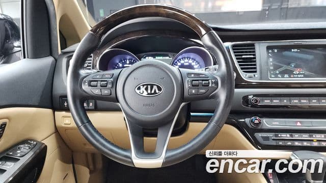 Kia The / новый New Carnival President, 2020 13