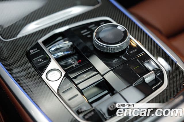 BMW X7 (G07) M60i xDrive M Sport 6인승, 2023 9