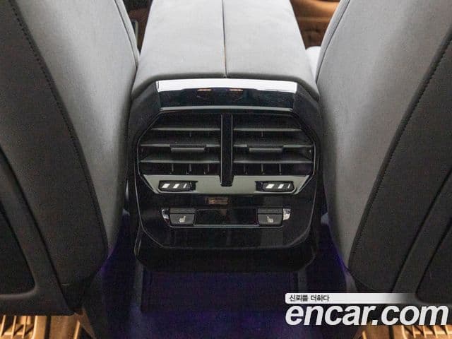 BMW iX xDrive45 M Sport, 2026 19