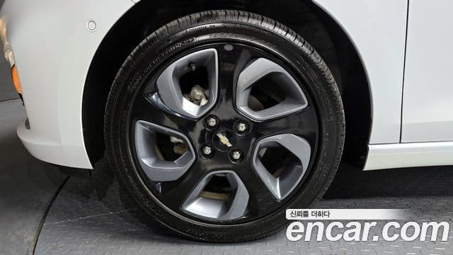 Chevrolet(GM대우) The / новый New Spark Premier, 2019 все фото