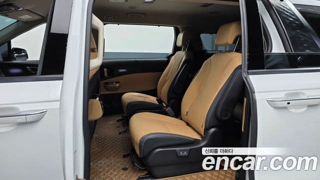 Kia Carnival 4세대 Signature, 2023 12
