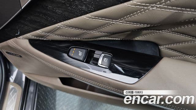 Kia K8 гибрид Signature, 2022 19