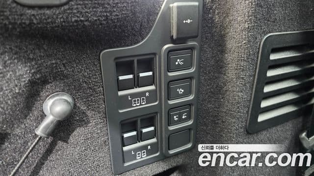 Land Rover Discovery 5 P360 Dynamic HSE, 2024 19