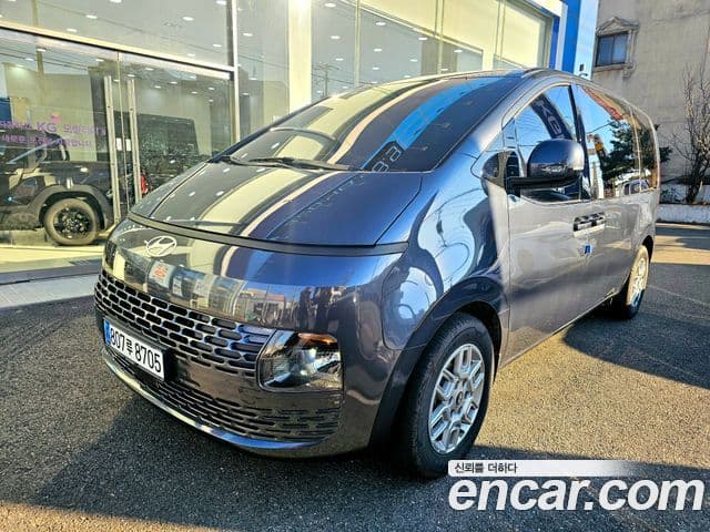 Hyundai Staria Modern, 2025 2