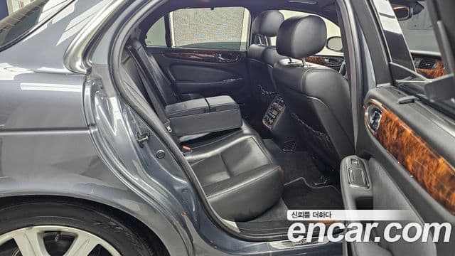 Jaguar XJ-8 X350, 2005 12