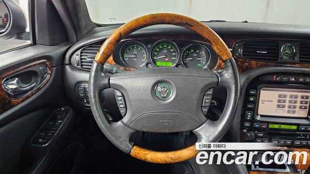 Jaguar XJ-8 X350, 2005 13