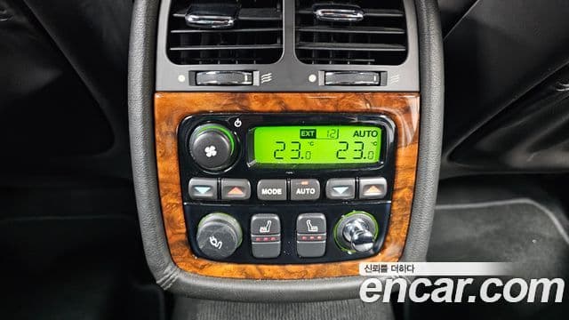 Jaguar XJ-8 X350, 2005 18