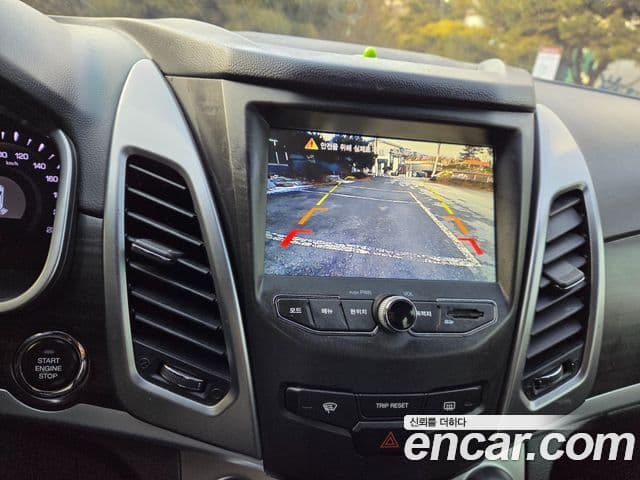 KG모빌리티(SsangYong) New Korando C 2.0 Adventure 60th Edition 4WD, 2015 12