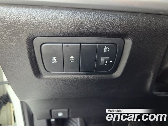 KG모빌리티(SsangYong) New Korando C 2.0 Adventure 60th Edition 4WD, 2015 15