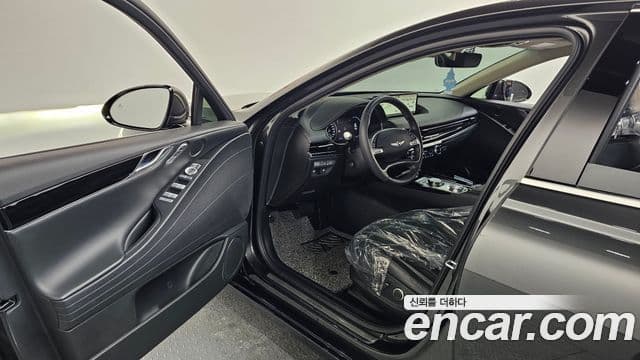 Genesis G80 (RG3) бензин 2.5 турбо 2WD, 2024 10