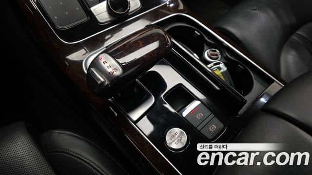 Audi New A8 D4, 2013 9