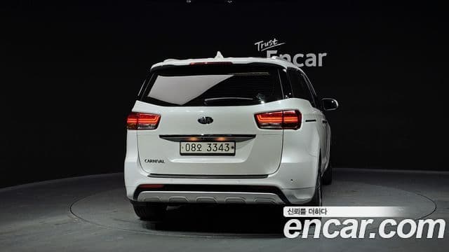 Kia All New Carnival Prestige, 2018 4