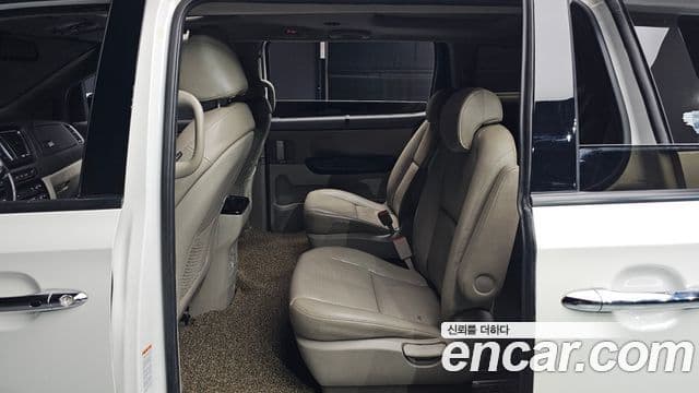 Kia All New Carnival Prestige, 2018 12