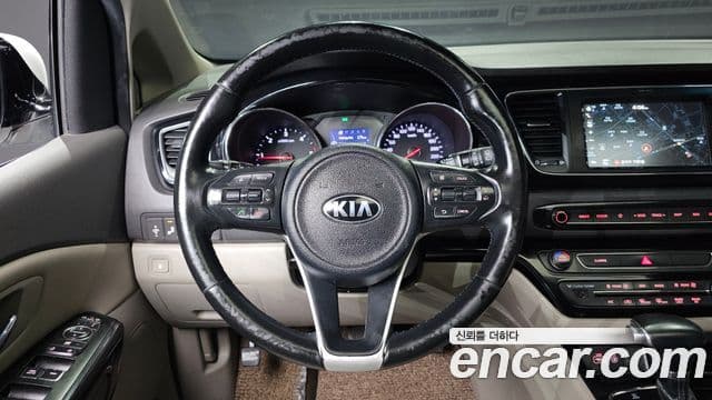 Kia All New Carnival Prestige, 2018 13