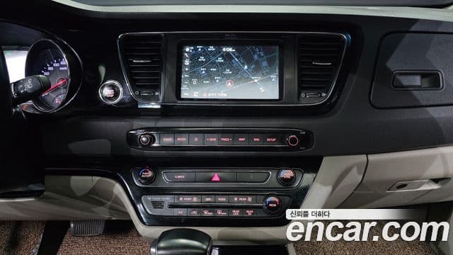 Kia All New Carnival Prestige, 2018 14