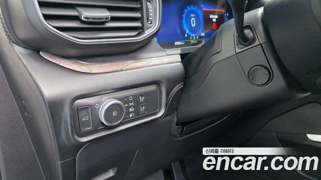 Ford Explorer 6세대 3.0 Platinum 4WD, 2022 13
