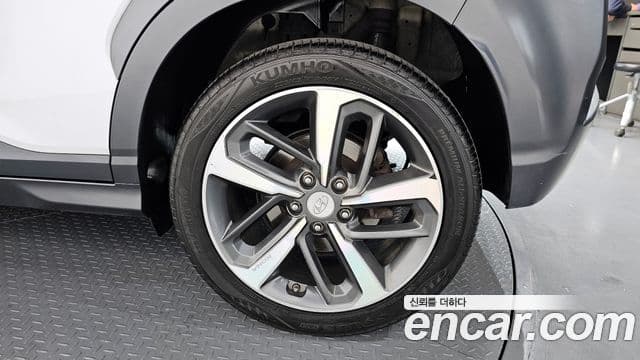 Hyundai Kona Modern Art, 2019 все фото