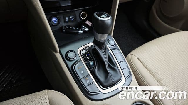 Hyundai Kona Modern Art, 2019 9