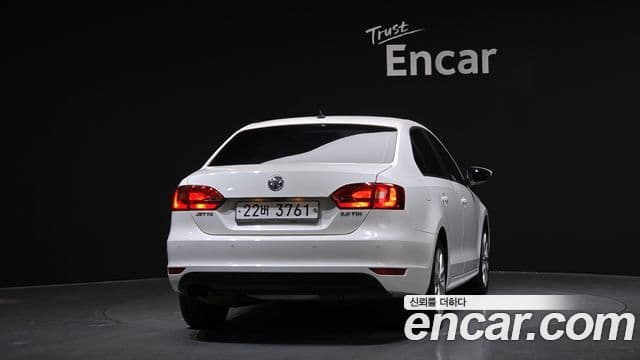 Volkswagen New Jetta 6세대, 2012 4