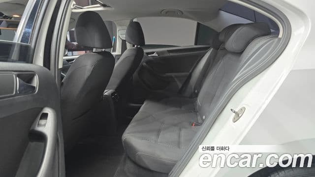 Volkswagen New Jetta 6세대, 2012 13