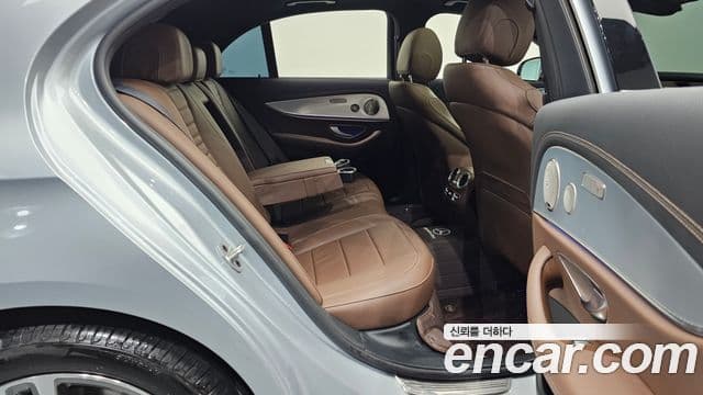 Mercedes-Benz E-класс W213 Avantgarde, 2021 12