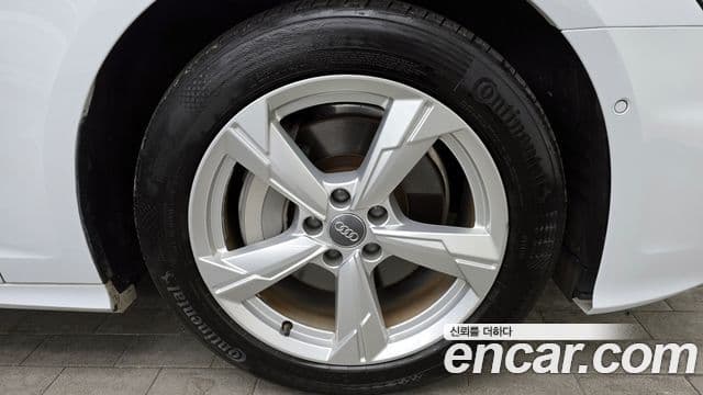 Audi A6 (C8), 2020 все фото