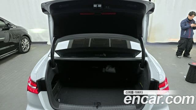 Audi A6 (C8), 2020 20