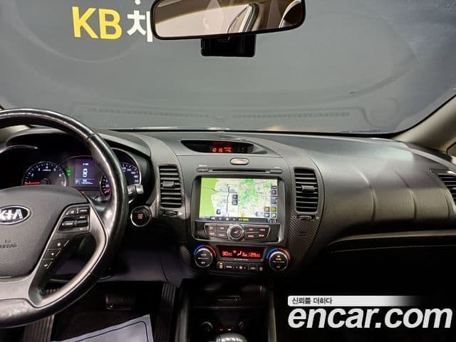 Kia K3 Prestige, 2013 12