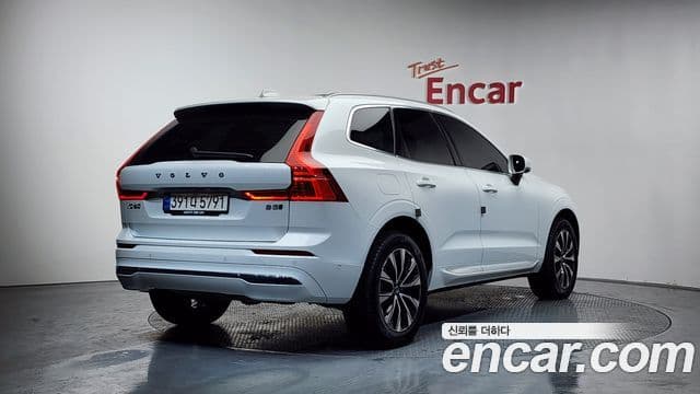 Volvo XC60 2세대 B5 Ultimate Bright, 2023 2