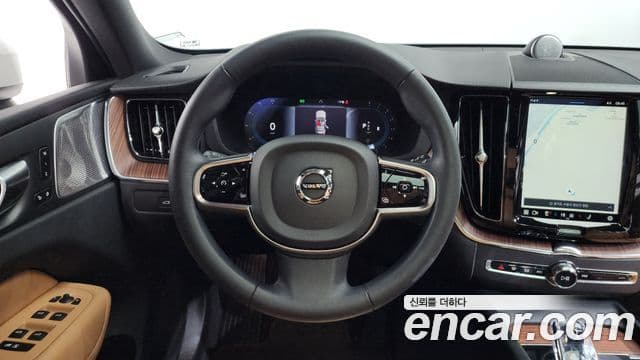 Volvo XC60 2세대 B5 Ultimate Bright, 2023 13
