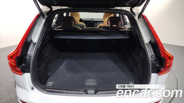Volvo XC60 2세대 B5 Ultimate Bright, 2023 20