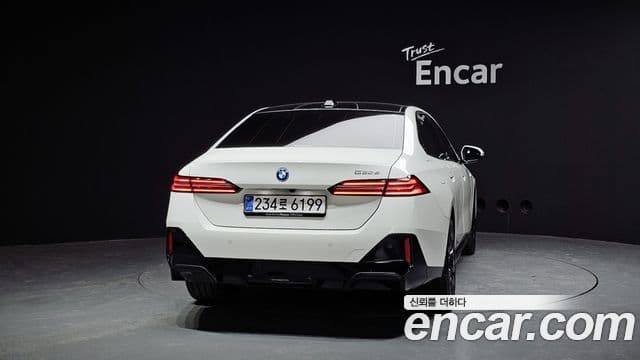 BMW 5시리즈 (G60) 530e M Sport, 2025 4
