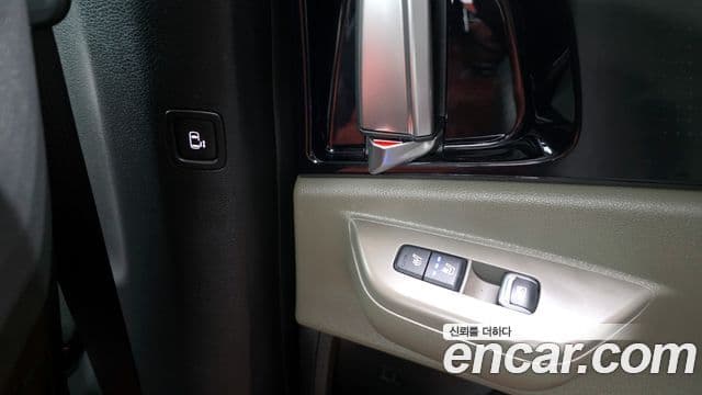 Kia The / новый New Carnival 4세대 Signature, 2024 19