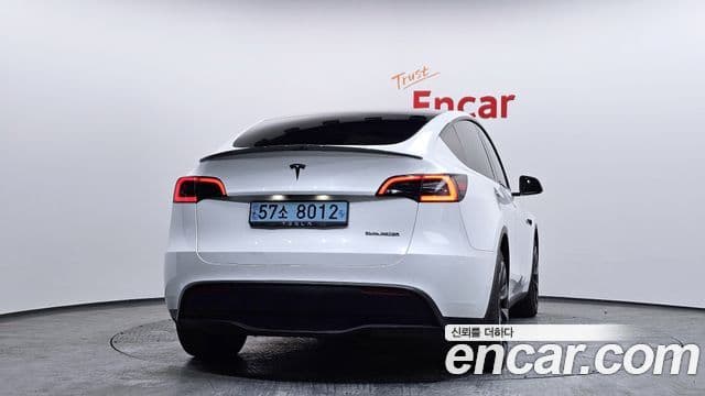 Tesla модель Y Long Range AWD, 2021 4