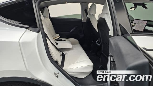 Tesla модель Y Long Range AWD, 2021 12