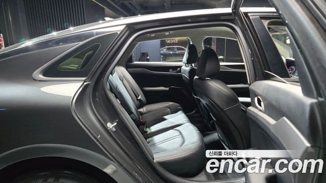 Kia K5 3세대 Prestige, 2021 12