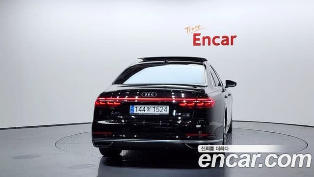 Audi A8 (D5) 55 TFSI Quattro LWB, 2021 4