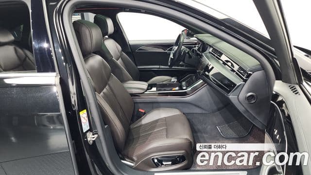 Audi A8 (D5) 55 TFSI Quattro LWB, 2021 11