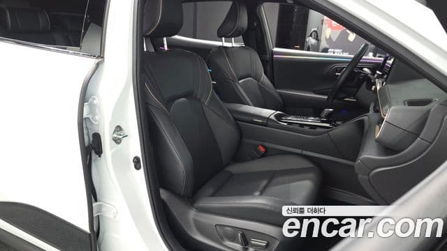 Toyota 크라운 кроссовер, 2025 10